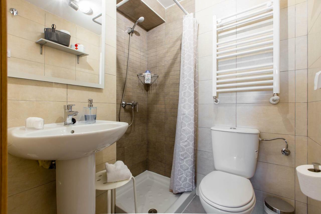 2 Habitaciones Apartamento Temporada En Lucero Madrid Exteriér fotografie